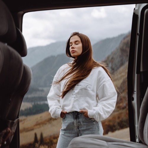 Тур на Алтай с фотографом: эстетичные кадры, съёмки с реквизитом, глэмпинги и топовые места