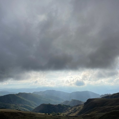 Своей компанией по Домбаю: Тебердинский заповедник, горы, пещеры, озёра