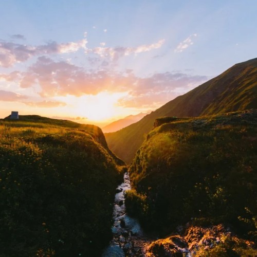 Поход в окрестностях Красной Поляны: Бзерпинский карниз и лагерь «Холодный»