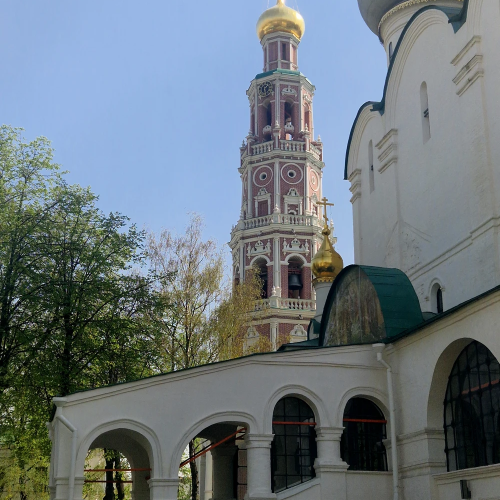 Светская экскурсия в прошлое и настоящее Новодевичьего монастыря