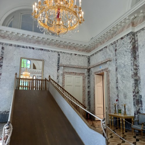 Любимая обитель Николая II в Царском селе — из Петербурга