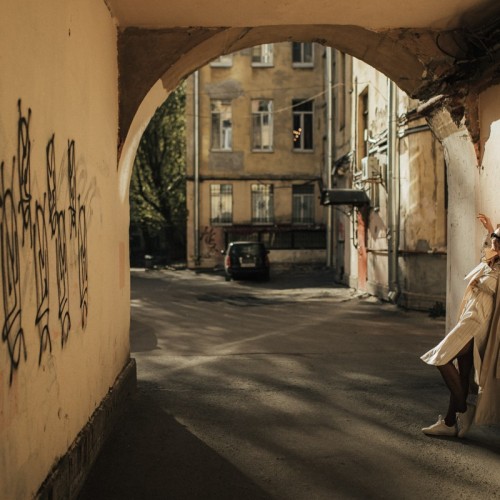 Очарование питерских дворов. Фотопрогулка по тайным местам