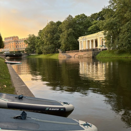 От Летнего сада до Казанского собора — на сапборде