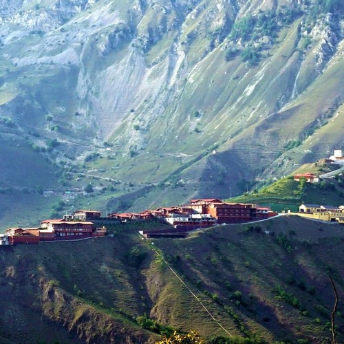 Треккинг налегке по Ингушетии: святилища, башенные комплексы и гора с герба Владикавказа