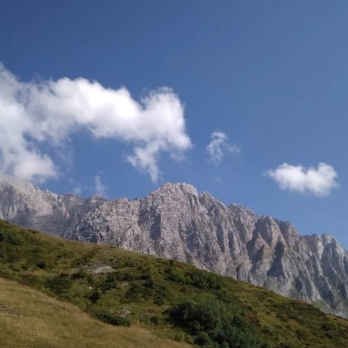 Поход по легендарному маршруту и подъём на Оштен