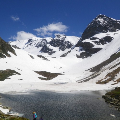 Треккинг-тур в Архыз с комфортом: прогулки в горах налегке с проживанием в гостевом доме