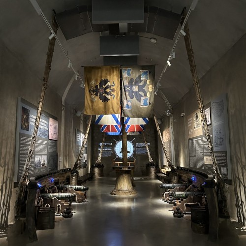 Кронштадт: от петровских фортов до атомной подводной лодки