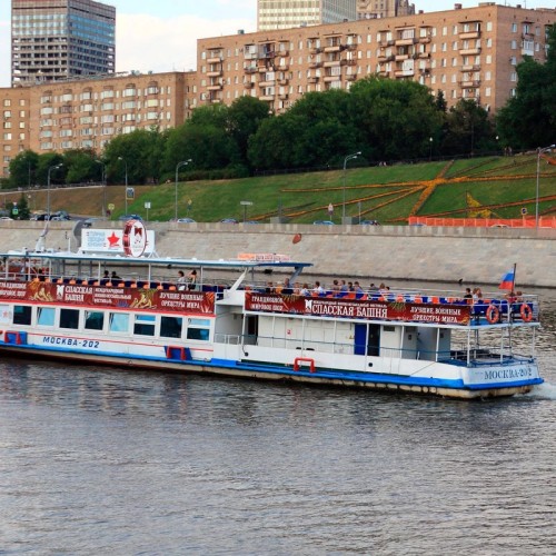 Речная прогулка по центру Москвы от причала «Киевский» до парка «Зарядье»