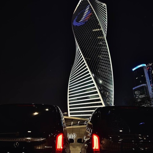 Трансфер из аэропорта Москвы на Mercedes-Benz V-класса
