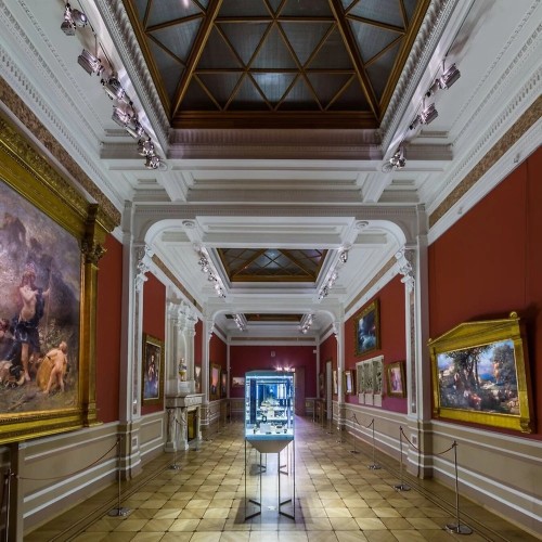 Фаберже и Романовы: история великого ювелира и великой династии