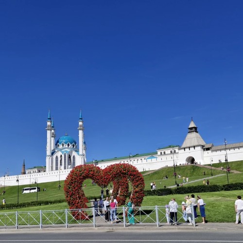 Казанская падающая башня