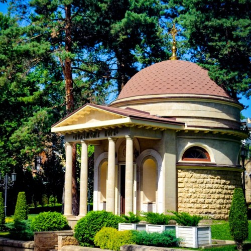 Туда, где горы и минеральная вода: Кисловодск, Пятигорск, Ессентуки и Домбай