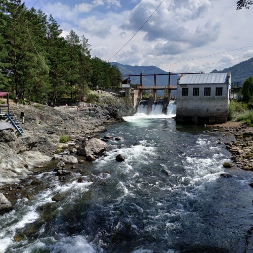 Сокровища Чемала: автомобильное путешествие из Горно-Алтайска