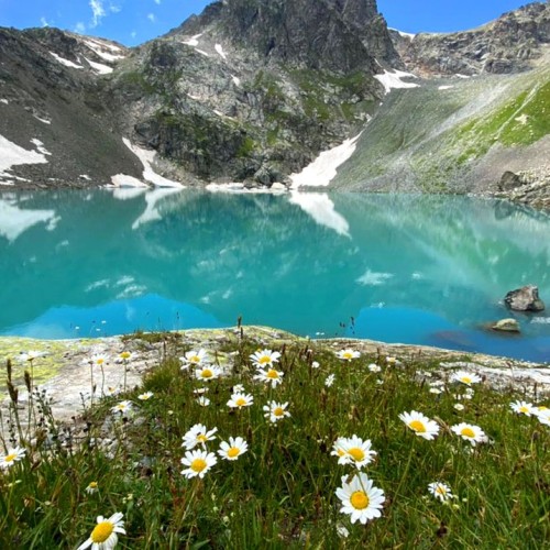 Больше треккинга и озёр в Архызе: без рюкзаков и с проживанием в гостинице