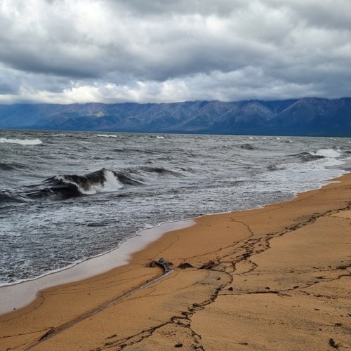 За трофеями на Байкал с местными: рыбалка с катера, катамарана и на реках