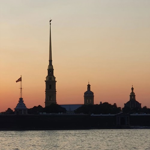 Петербургская ночь и разводные мосты