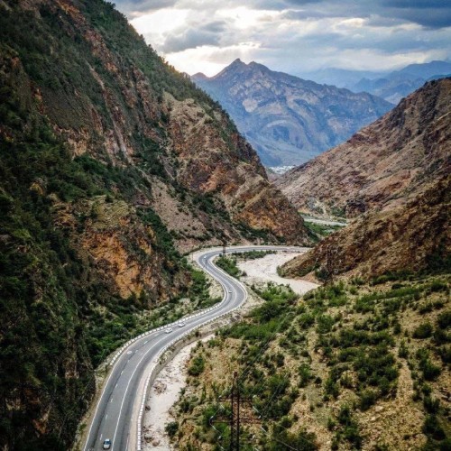 Молодёжный трип в Дагестан: главные места, мастер-классы и дискотеки в дружеской компании