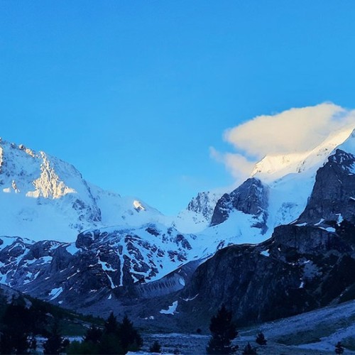 Треккинг налегке у подножия священной горы Уллу-Тау (комфорт размещения на выбор)