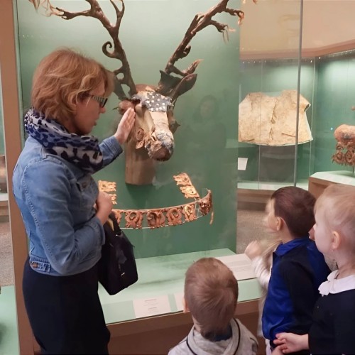 Детская экскурсия в Эрмитаже «Стерегущие золото грифы»