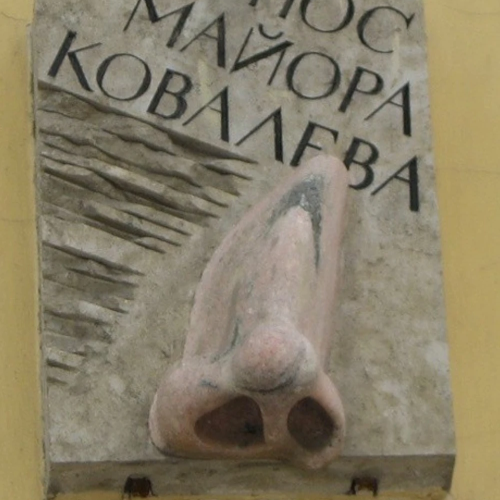 От Сенной до Коломны: тени Петербурга и ароматы прошлого