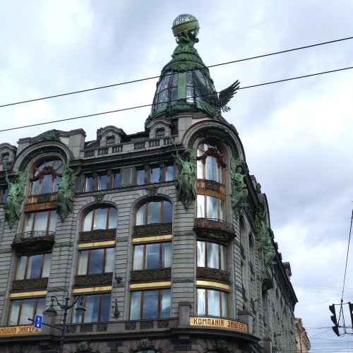 Мобильный квест «Развратный Петербург» (18+)