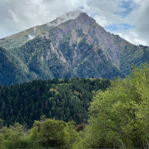 Пешком налегке: исследуем природные красоты Архыза