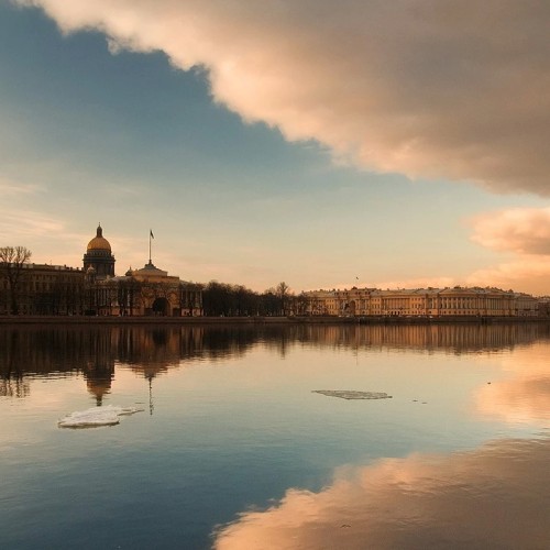 Романтика и тайны невских берегов