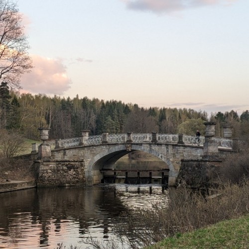Неповторимое очарование Павловского парка: экскурсия на велосипеде