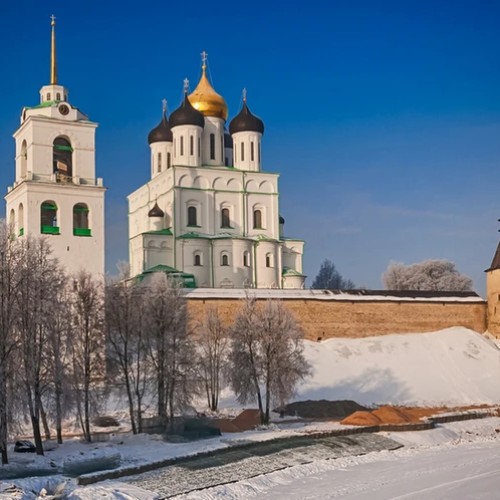 Псков, Изборск и Остров: три города — три крепости (на вашем авто)