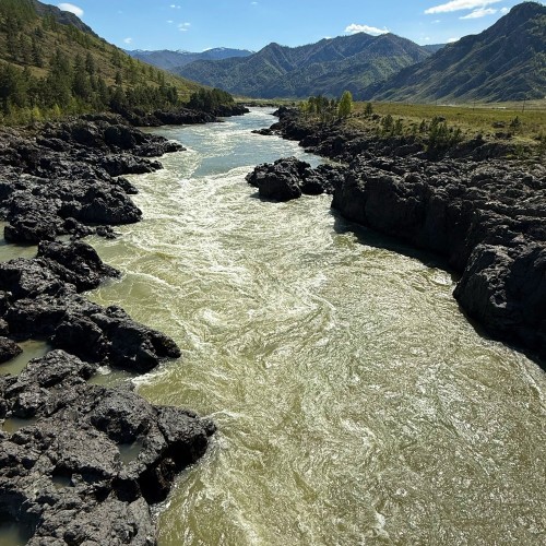 Путешествие по долине реки Катунь — из Горно-Алтайска
