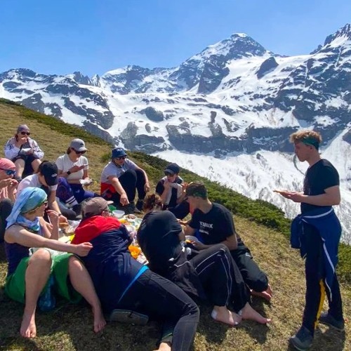 Весенний Архыз: треккинг налегке с проживанием в гостинице
