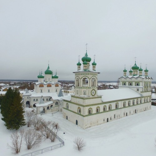 Три монастыря Великого Новгорода (на вашем автомобиле)