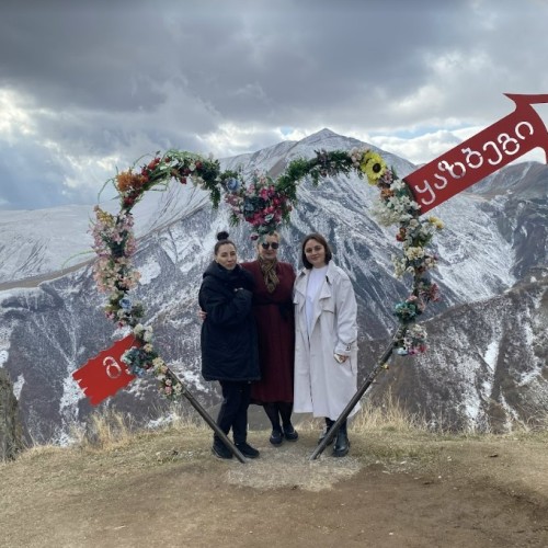 Неделя в окружении гор: башни Ингушетии, тёплая атмосфера Грузии и уют Владикавказа