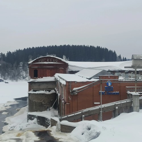 Из Сортавалы — к карельским водопадам и гранатовым приискам