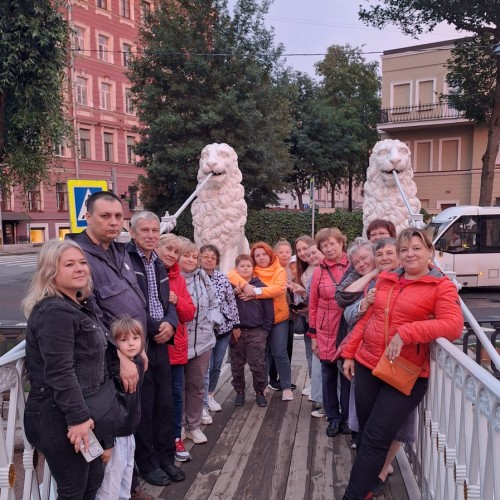 Фонари ночного Петербурга — прошлое, настоящее, будущее