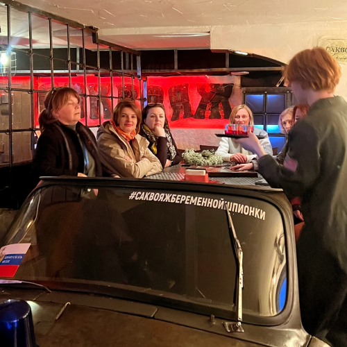 По скрытым и уникальным барам Петербурга (18+)