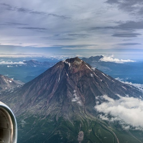 Большое путешествие по Камчатке: вулканы, глэмпинг в Мёртвом лесу и круиз в бухту Русская