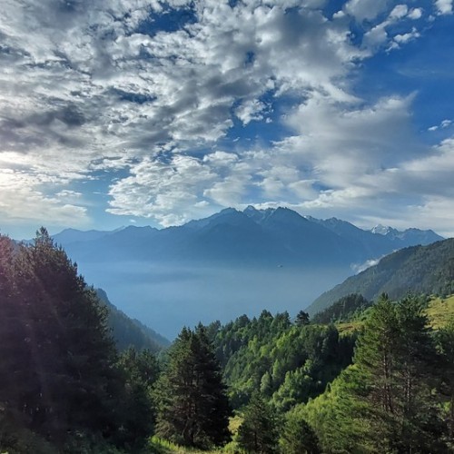 Нетипичное Приэльбрусье: треккинг налегке к 4 высокогорным озёрам с проживанием в гостинице