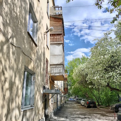 Дворы и миры Уралмаша