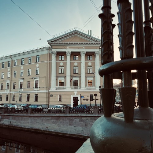 Путешествие в Коломну, или Петербург Гоголя и Достоевского