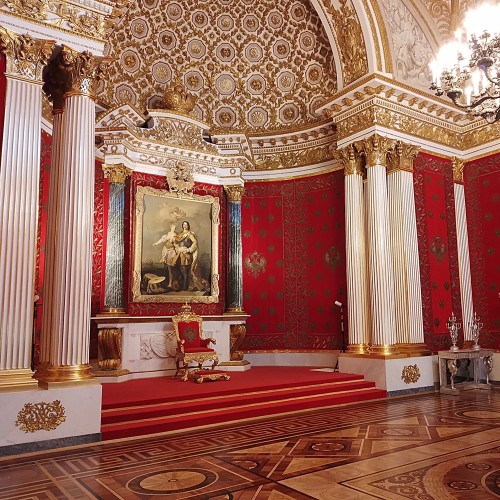 Знакомство с коллекцией Эрмитажа в мини–группе (билеты включены)