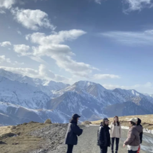 Осетинские выходные: уютный Владикавказ и впечатляющие ущелья