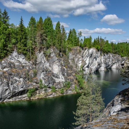 Карелия из Санкт-Петербурга: водопады, Рускеала и тот самый ретропоезд