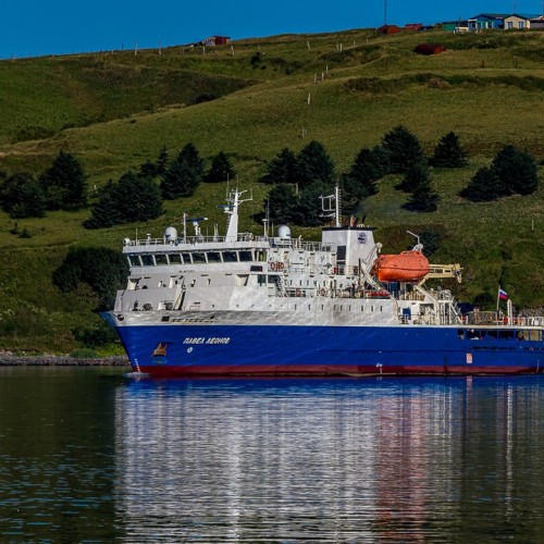 На Кунашир за вулканическими пейзажами: активное путешествие на внедорожнике в мини-группе