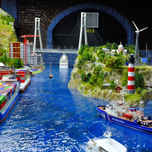 Вся Россия в миниатюре + метро Петербурга