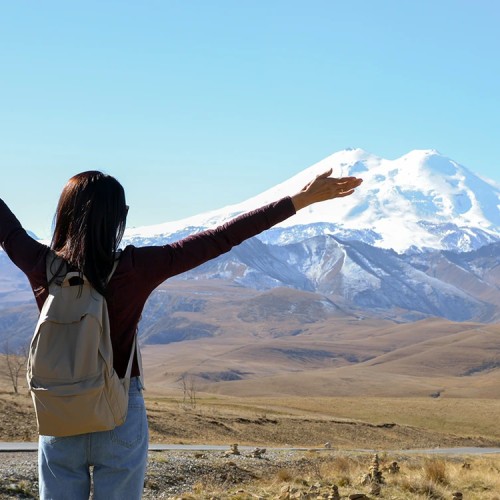 К седому великану Эльбрусу: тур выходного дня из Владикавказа