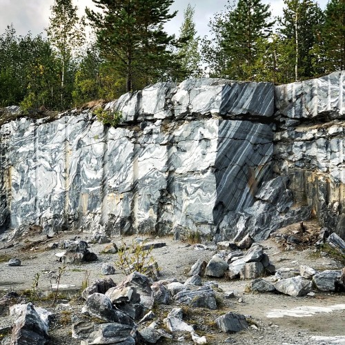 Гора Паасо и парк Рускеала — из Петербурга