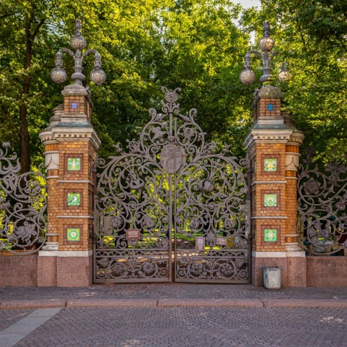 Загадки двух соборов и трёх Александров