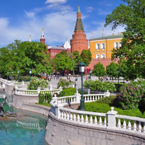 По Москве с историками
