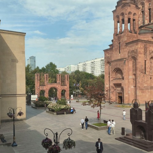 Армянский храмовый комплекс: авторская экскурсия с иподиаконом